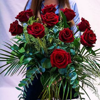 Ramo De Rosas Rojas (12 Uds.)