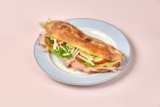 Sendvič sa pečenicom