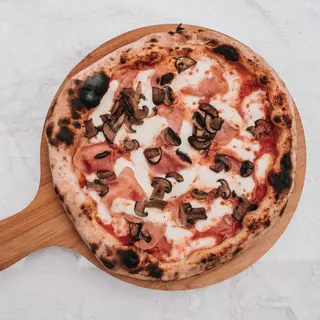 Pizza Prosciutto funghi