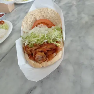 Kebab de carne de res