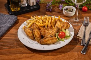 MENIU ARIPIOARE PUI/CARTOFI NATUR cat.