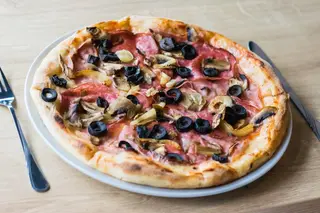 Pizza Quattro Carni