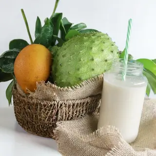 zumo de guanábana (500 ml.)