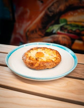 Ватрушка з сиром та родзинками