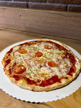 Pizza Prosciutto piccolo 24 cm