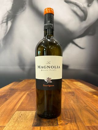 Вино Совиньон Блан Ла Магнолия (750мл)