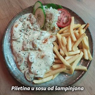 Piletina u sosu od šampinjona 400gr
