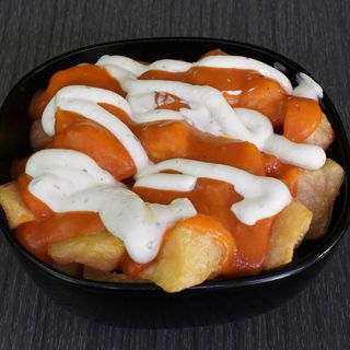 Patatas Bravas Mixta