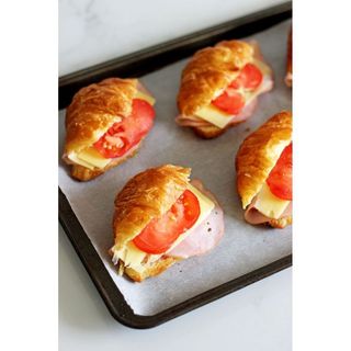 Cheese + Tomato Croissant