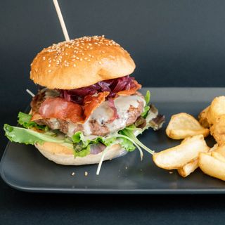 Gorgonzola burger