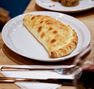 Chaczapuri Gvezeli z pieczarkami i kurczakiem