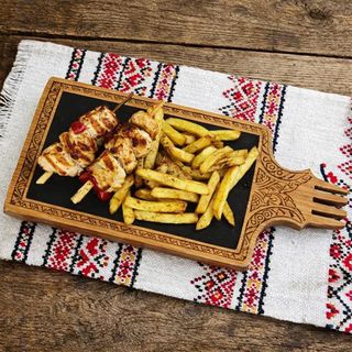 2 Frigărui de pui + garnitură la alegere