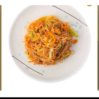 Spaghetti di riso con pollo 