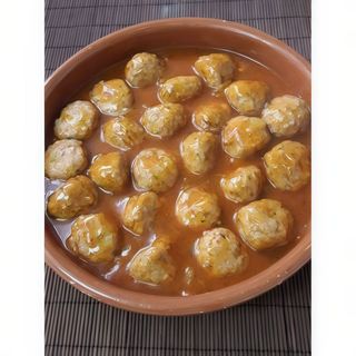 Tajín de albóndigas
