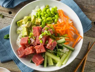 19. Poke De Atún