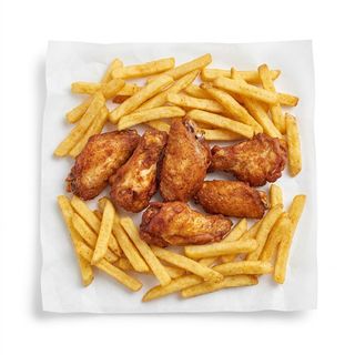 Alitas De Pollo Fritas (6 Uds.) Con Patatas