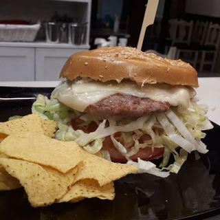 Hamburguesa De Buey Completa