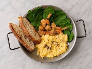 Скрембл з креветкою (можно замовити з 10.00 до 14.00) (300g)