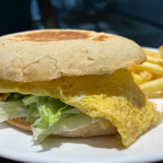 Pluma Tortilla Francesa (Vegetariana)