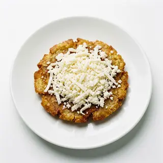 Patacón con queso