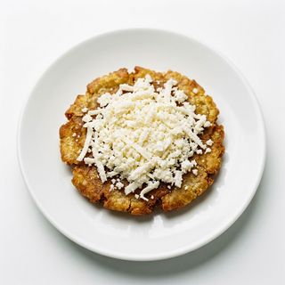 Patacón con queso