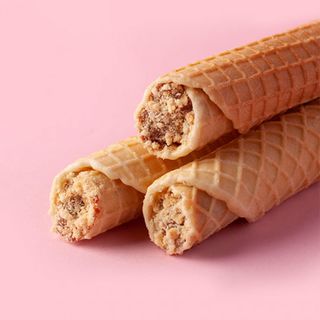 Трубочка зі згущеним молоком