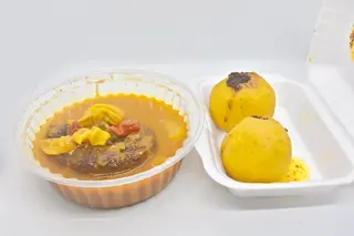 Foufou À La Sauce Claire