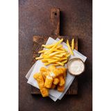 Fish Fingers with Chips and FREE NAAN