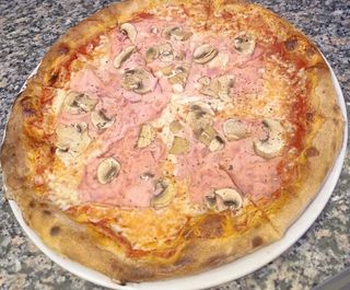 Pizza Capricciosa 33 cm