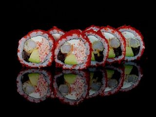 California krewetki z surimi w tobiko 8 szt.