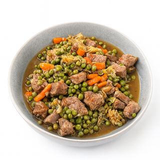 Porc Sauté Aux Petits Pois  Attiéké