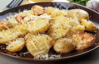 Papas Con Ajo Y Queso