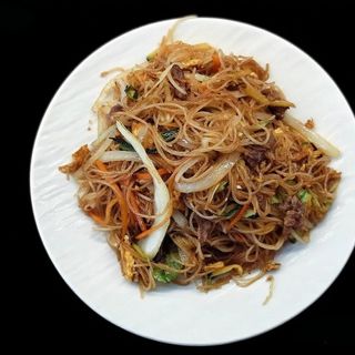 80. fideo arroz con Ternera. rice Noodles With Beef