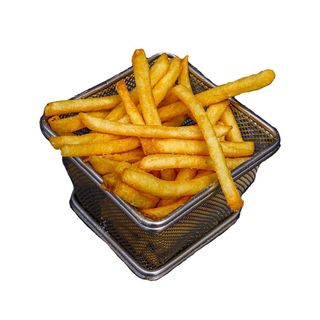 Pomfrit tanko rezani s uljem od tartufa i parmezanom