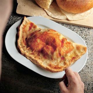 Calzone 4 formaggi