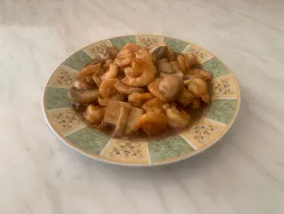 Gambas Con Champiñones