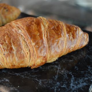 Croissant de Mantequilla