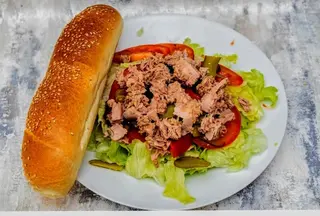Tuna salata