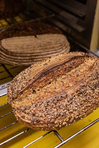 Pan De Cereales  Semillas Tostadas 1050 Gr