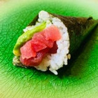 057 Temaki maguro