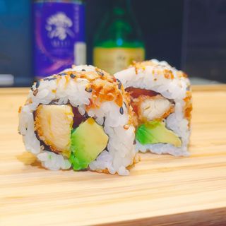 Uramaki Sweet N Spicy Chicken