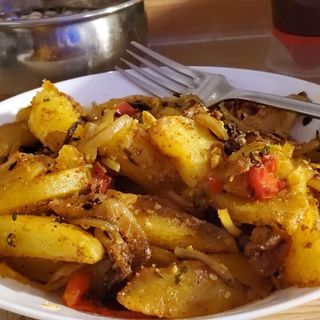 Aloo Sadeko