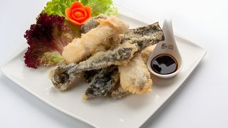Sake Skin Tempura (4pz)