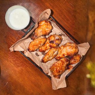 Куринные крылья с сырным кремом