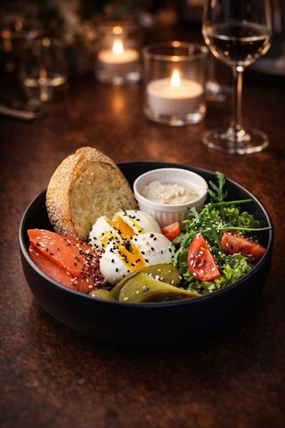 Сніданок з лососем