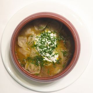 Пельмені в горщику з грибною підливою (280г)