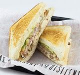 Sándwich de pollo & aguacate