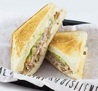 Sándwich de pollo & aguacate