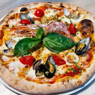 Pizza La Pescatora (30 Cm.)