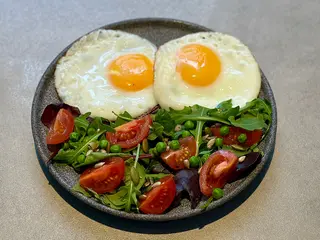 Яйце в головній ролі (170g)